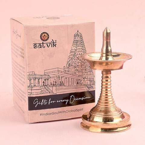 3.5 Inch Small Brass Kerala Diya β AKP NilaVilakku Deepam β Mini handcrafted brass diya for pooja rituals and home decor, ideal for traditional Kerala ceremonies. Indiaβs Largest Pooja Accessories Brand β www.satvikstore.in