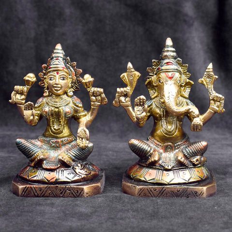 Beautiful handcrafted brass Lakshmi Ganesh idol for home temple and festive pooja. Indiaβs Largest Brass Idols Brand - www.satvikstore.in