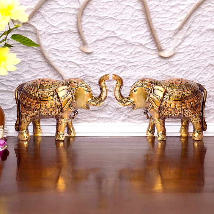 Large Brass Idol of Elephant Statue with Upward Trunk β A Symbol of Prosperity, Good Luck & Vastu Positivity for Home & Office Decor