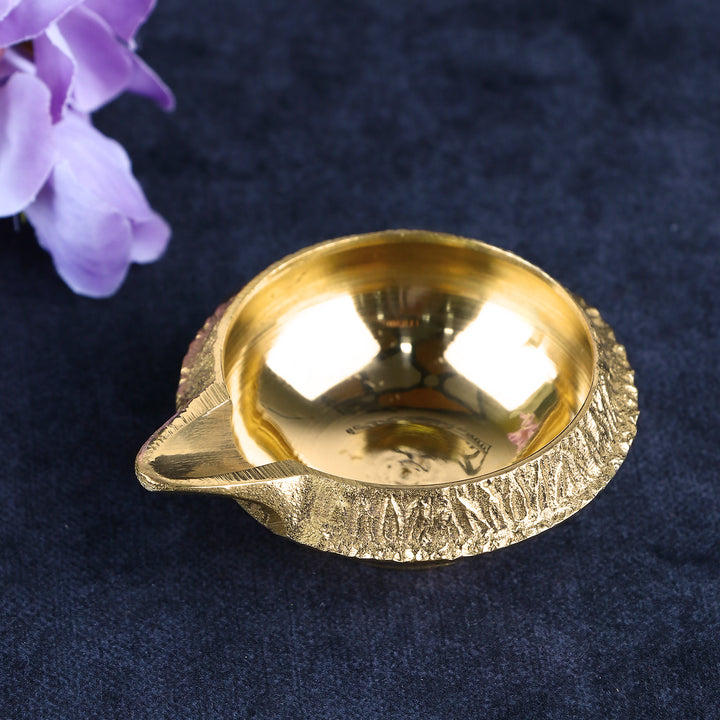 Beautiful Pure Brass Kuber Diya β Traditional brass oil lamp symbolizing wealth and prosperity, perfect for pooja and festive rituals. Indiaβs Largest Pooja Accessories Brand β www.satvikstore.in