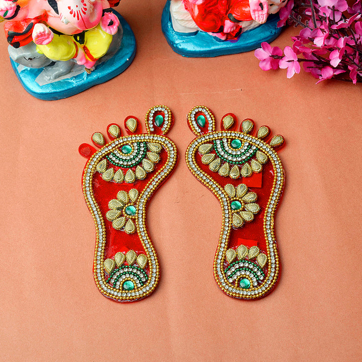 Beautifully crafted Laxmi Charan ensemble sticker set depicting the sacred footprints of Goddess Laxmi, symbolizing divine blessings, prosperity, and auspicious beginnings in homes and temples. India’s Largest Pooja Accessories Brand – www.satvikstore.in