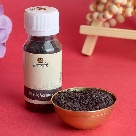 Black Sesame Seeds (Kaale Till) 20 Grams are used in pooja rituals to bring prosperity, remove obstacles, and seek divine blessings. These sacred seeds are an essential offering in many spiritual ceremonies, symbolizing purity and spiritual growth β Indiaβs Largest Pooja Accessories Brand β www.satvikstore.in