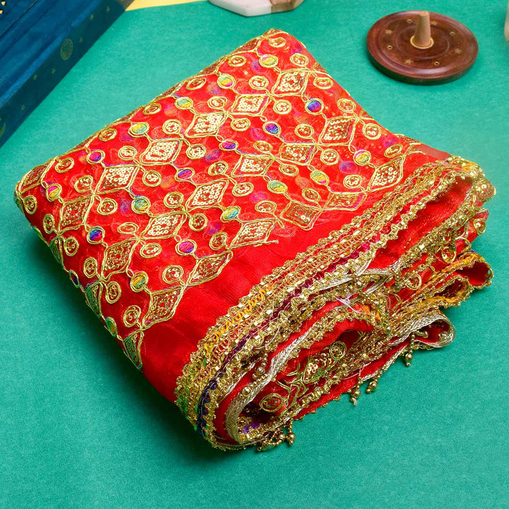 Adorn your puja altar with this beautifully crafted Pink Chunri, featuring golden sequin embellishments for a divine appearance. Measuring 190 cm (75 inches) in length and 103 cm (40 inches) in height, this traditional cloth is perfect for Devi puja, temple offerings, and festive rituals.
๐๏ธ Shop now at Satvik Store for authentic spiritual and religious products. ๐ธ๐