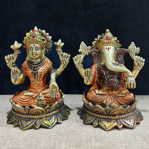 4.7 Inch Handcrafted Lakshmi Ganesha Idol made of pure brass, ideal for Diwali, pooja, and home temple dΓ©cor. No.1 Brass Idol Store www.satvikstore.in