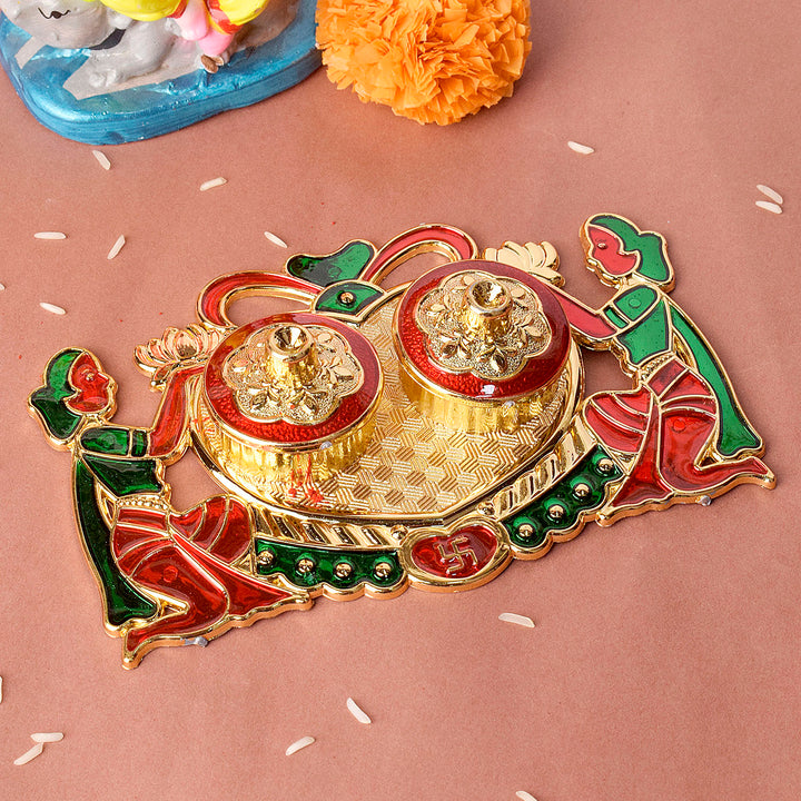 Elegant traditional design kumkum container made for rituals, featuring classic craftsmanship ideal for pooja ceremonies and spiritual décor. India’s Largest Pooja Accessories Brand – www.satvikstore.in