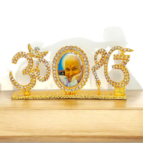 Jai Guruji Swaroop idol featuring the sacred symbols of Ek Onkar and Om, representing divine blessings and spiritual wisdom for worship and meditation. Indiaβs Largest Pooja Accessories Brand β www.satvikstore.in