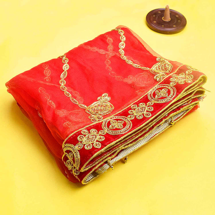 Enhance your puja rituals with this beautiful Mata Ki Chunri, featuring delicate golden embroidery. Measuring 210 cm (83 inches) in length and 100 cm (39 inches) in height, this Chunri is ideal for Navratri, Durga Puja, temple decor, and other religious ceremonies. The intricate design and fine fabric make it a meaningful addition to your devotional offerings.
ποΈ Discover authentic religious accessories at Satvik Store for all your puja and festive needs. πΈπ