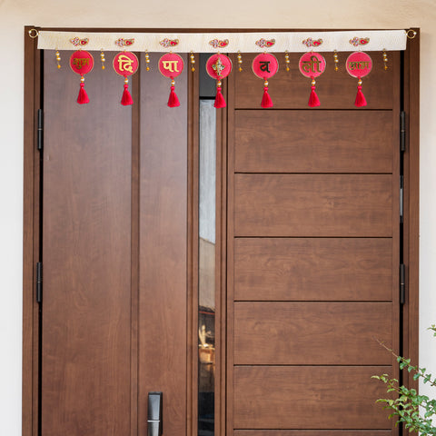 Resin Toran for Door Decoration in Pink β Beautiful handcrafted pink resin toran designed for vibrant festive and traditional Indian doorway decoration. Indiaβs Largest Pooja Accessories Brand β www.satvikstore.in