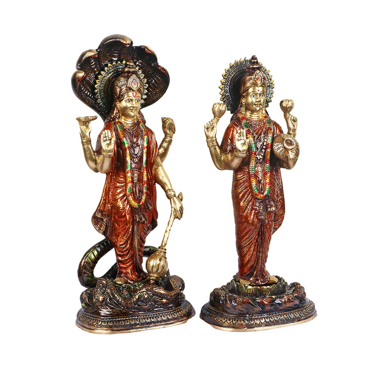 Large Brass Idol of Graceful Brass Laxmi Narayan Idol generally symbolizes the union of mind and soul. It also helps in maintaining the cordial relationship between husband and wife. Couples who keep Vishnu  Parivaar in their home are blessed with Lord Vishnu and Goddess Lakshmi. This Brass Vishnu Parivaar is a must in every home.