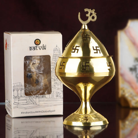 Om Akhand Diya β Brass diya with sacred Om symbol, ideal for continuous flame during pooja and meditation rituals. Indiaβs Largest Pooja Accessories Brand β www.satvikstore.in