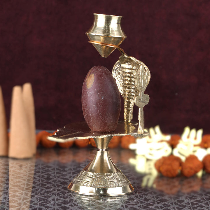 Pure Brass Divine Medium Narmadeshwar Shivling, a medium-sized Shivling crafted from pure brass, representing Lord Shiva, ideal for pooja, rituals, and spiritual practices.
India’s Largest Pooja Accessories Brand – www.satvikstore.in 